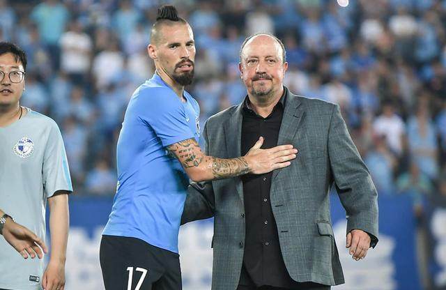 爱游戏官网-哈姆西克返欧 大连人清理大牌开启低成本运作模式